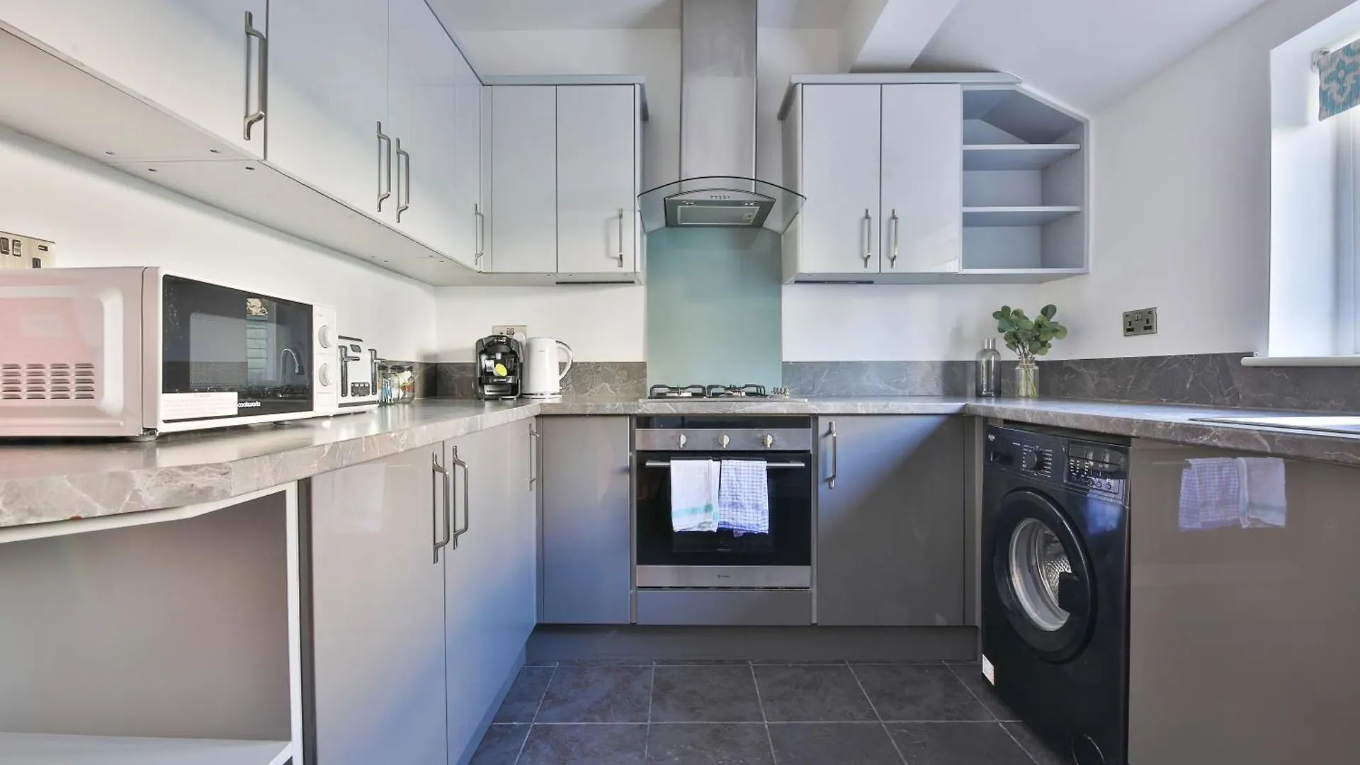 Holiday home Chic, Piano 3 Bed Interior Designed House Villa Cardiff United Kingdom