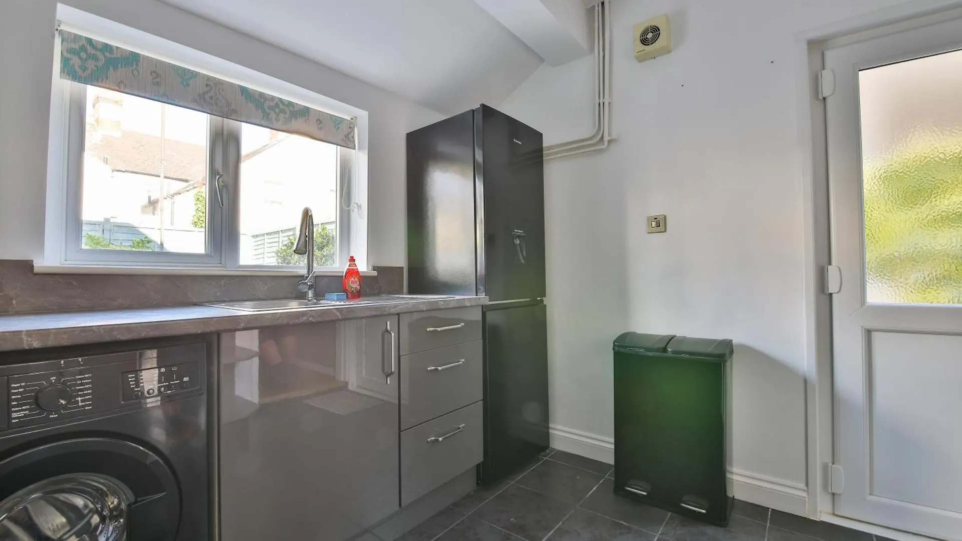 Holiday home Chic, Piano 3 Bed Interior Designed House Villa Cardiff United Kingdom